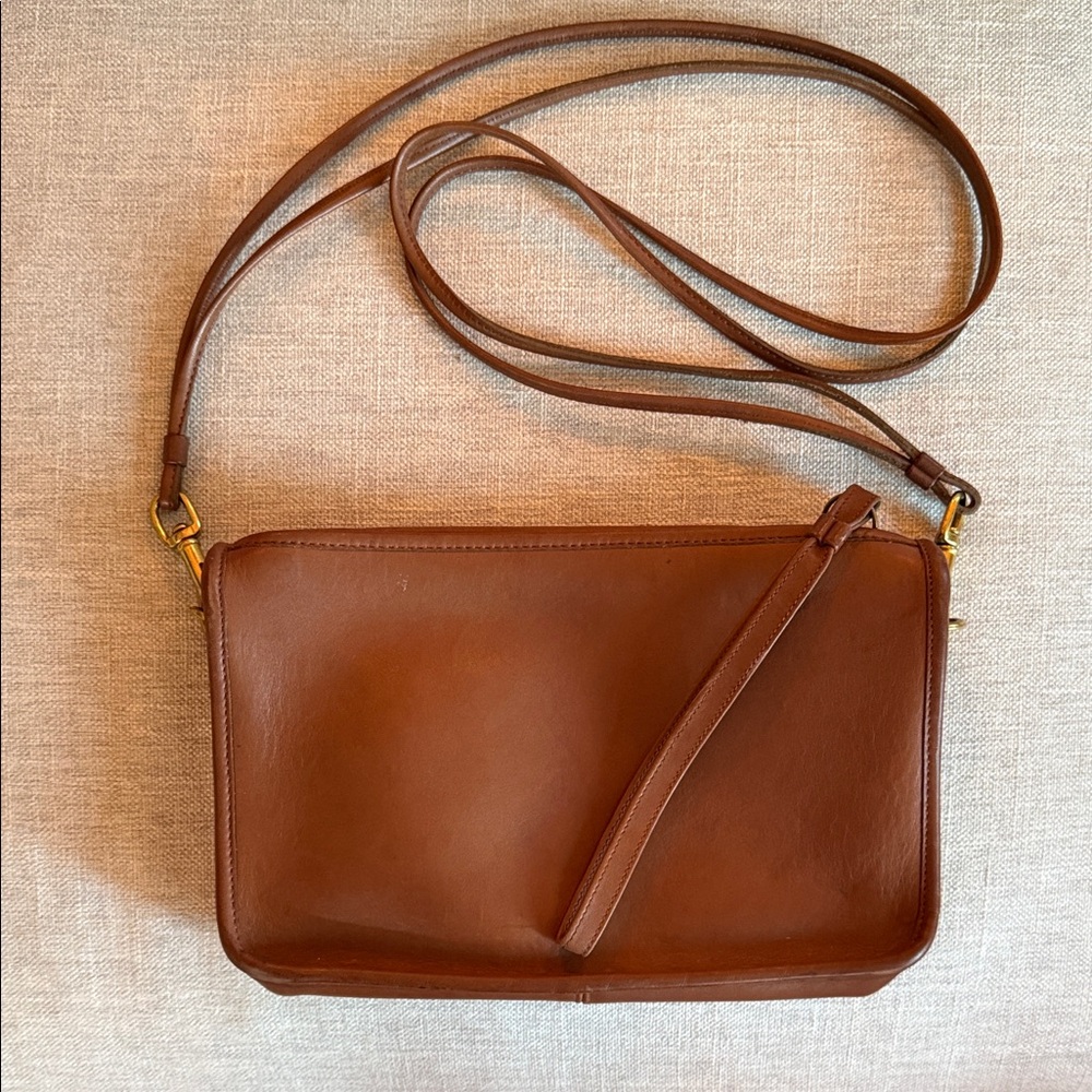 Vintage Coach Rich Brown Leather purse